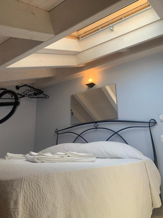 Casa Castellana Apt 1 E Casa Castellana Apt 2 ซาลา โคมาชีนา ภายนอก รูปภาพ