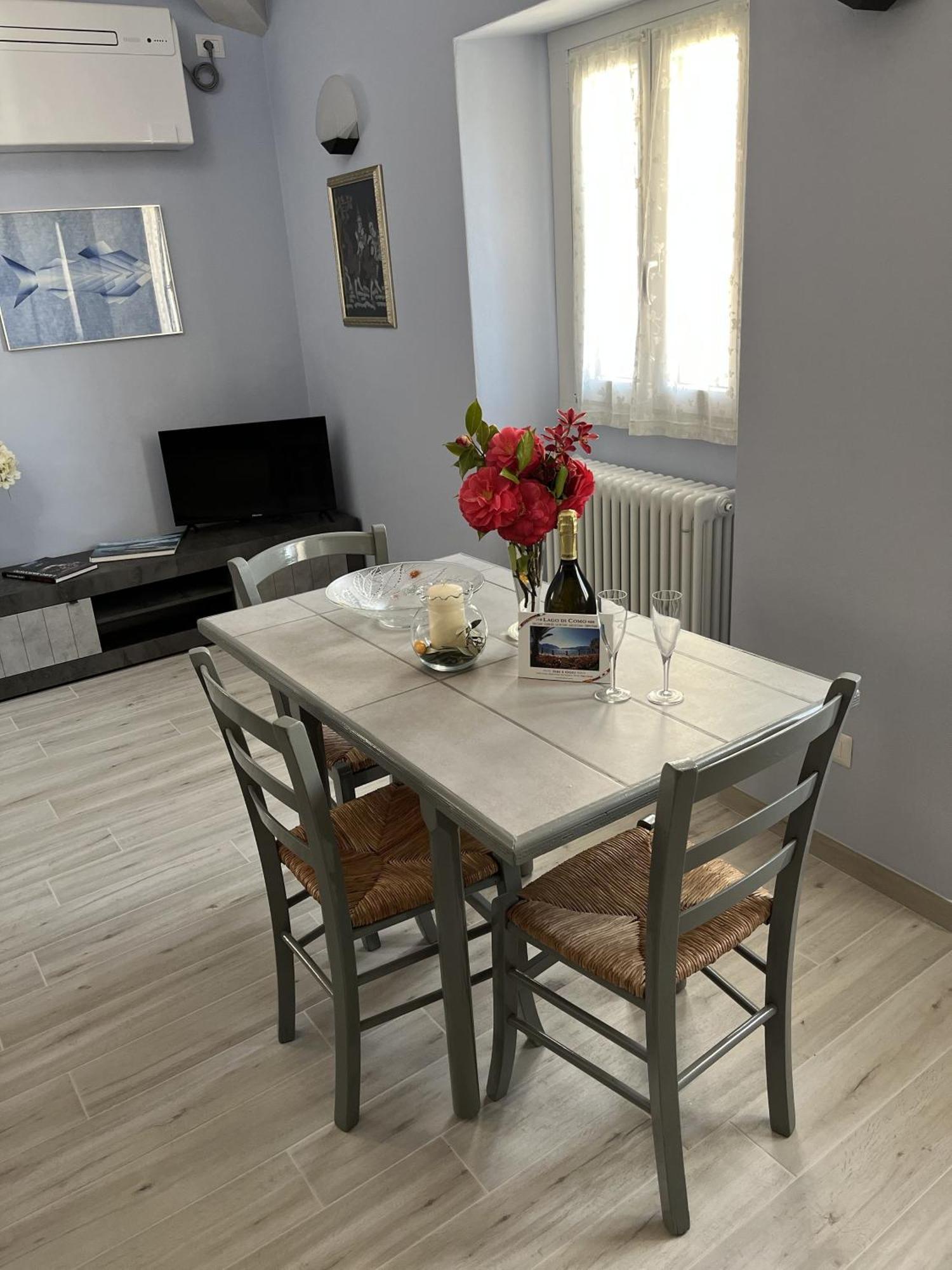 Casa Castellana Apt 1 E Casa Castellana Apt 2 ซาลา โคมาชีนา ภายนอก รูปภาพ